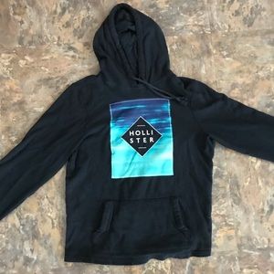 Graphic Hollister Hooded Sweatshirt